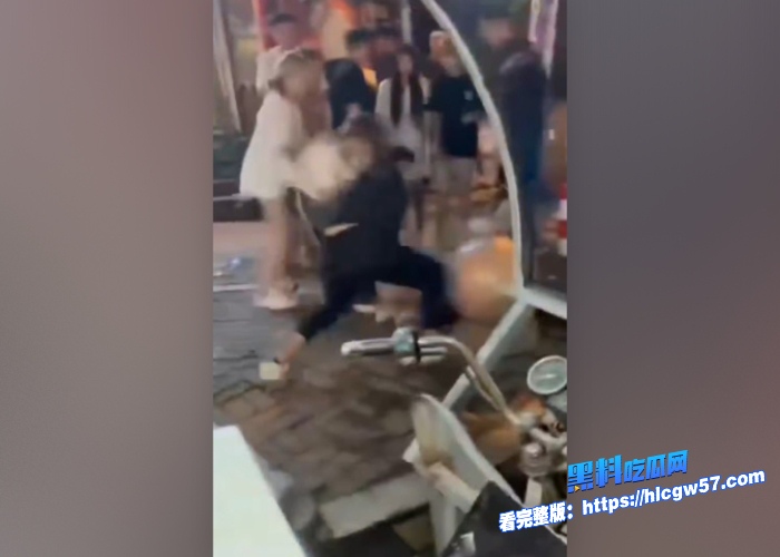 快手网红精神母女女儿王幼宁抽烟喝酒纹身霸凌女同学乔妈40岁老骚逼被爆光与粉丝裸聊视频真是一对极品脑残母女毫无底线 图16