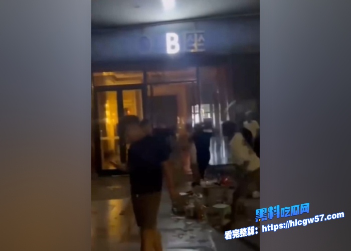 快手网红精神母女女儿王幼宁抽烟喝酒纹身霸凌女同学乔妈40岁老骚逼被爆光与粉丝裸聊视频真是一对极品脑残母女毫无底线 图17