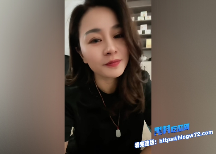 海角乱伦极品骚货嫂子嫌弃老公木纳单调甘愿被小叔子玩天台露出寻求刺激满足嫂嫂的性欲是小叔子职责次次让她高潮 10