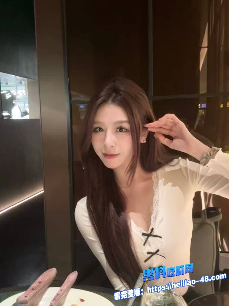 国产网黄福利姬SLRabbitOF性爱私拍流出白虎被无套狂插双腿紧扣男友屁股接精 10 国产网黄福利姬SLRabbitOF性爱私拍流出白虎被无套狂插双腿紧扣男友屁股接精 10