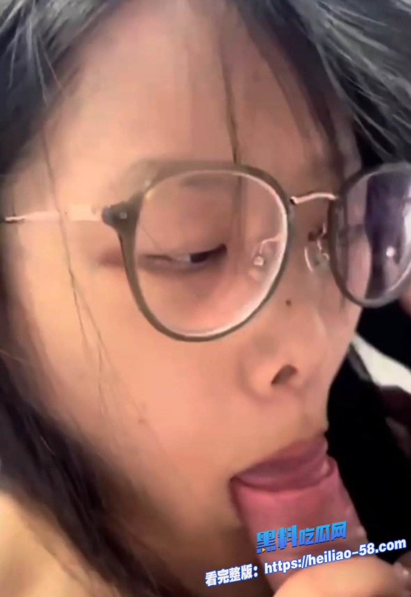 湖南清纯眼镜学生妹蒋视频疯传反差婊被金主无套狂射嫩逼6 湖南清纯眼镜学生妹蒋视频疯传反差婊被金主无套狂射嫩逼6