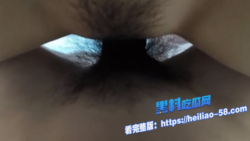 湖南清纯眼镜学生妹蒋视频疯传反差婊被金主无套狂射嫩逼9 湖南清纯眼镜学生妹蒋视频疯传反差婊被金主无套狂射嫩逼9
