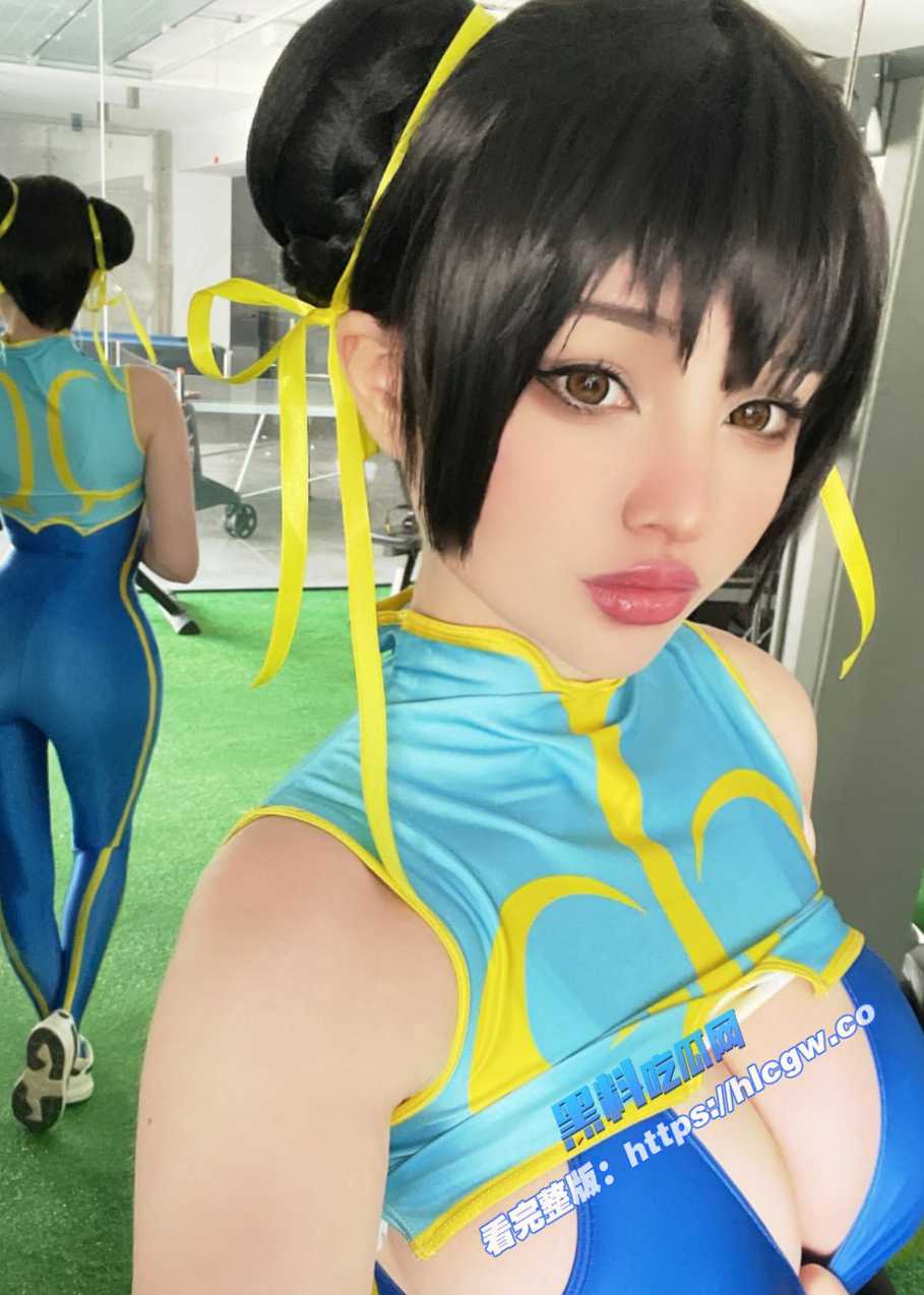onlyfans人气极品巨乳网黄 Hidori_rose cos春丽 在健身房被大屌男抓着猛干 这么骚的春丽你见过吗图1