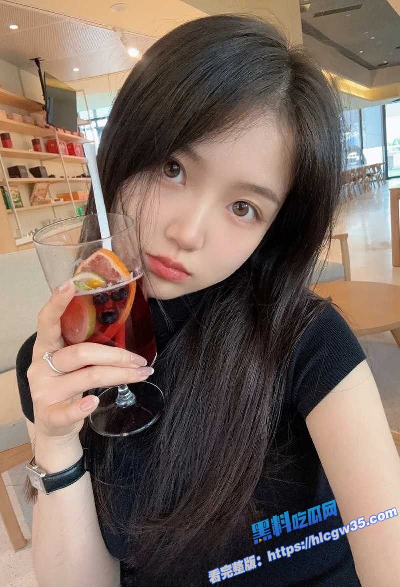石家庄科信学院校花 蒋文玥 出轨约炮 被男友怒曝不雅视频 开档黑丝深喉口交3