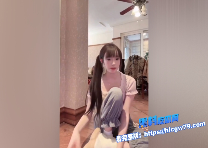 擦边主播千千万抖音占一半美女主播闪现走光漏点合集来袭一次看过瘾快来找亮点吧2