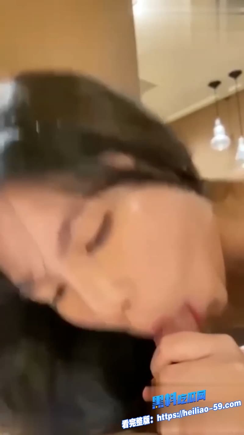清纯校园女神陈星妍私拍流出无辜小脸疯狂舔棒被男友无套猛干嫩妹秒变发情母狗7