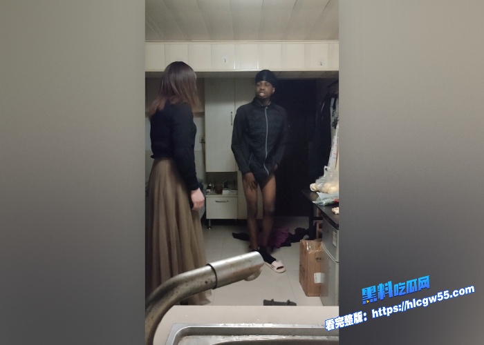 伪娘阿红色诱猛男第六期外国友人专期各种肤色外国人还有大黑鬼红姐深喉大洋屌红姐也算是出国了 图13WH700x500px 伪娘阿红色诱猛男第六期外国友人专期各种肤色外国人还有大黑鬼红姐深喉大洋屌红姐也算是出国了 图13WH700x500px