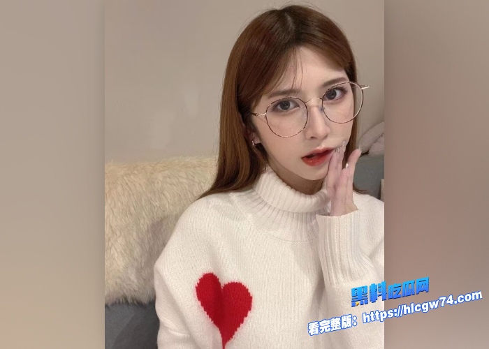 黑料解说娇嫩少妇结婚遇旧情人偷情被狂日老公被带上大绿帽七森莉莉记录同情生活绿帽老公发现气哭了 图5