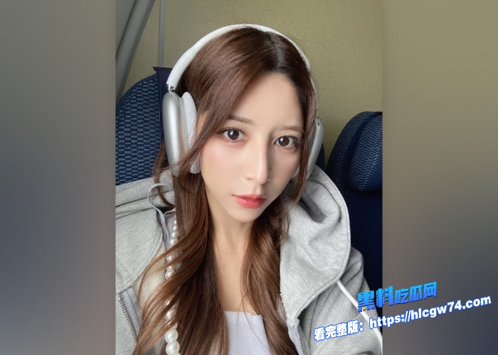 黑料解说娇嫩少妇结婚遇旧情人偷情被狂日老公被带上大绿帽七森莉莉记录同情生活绿帽老公发现气哭了 图7