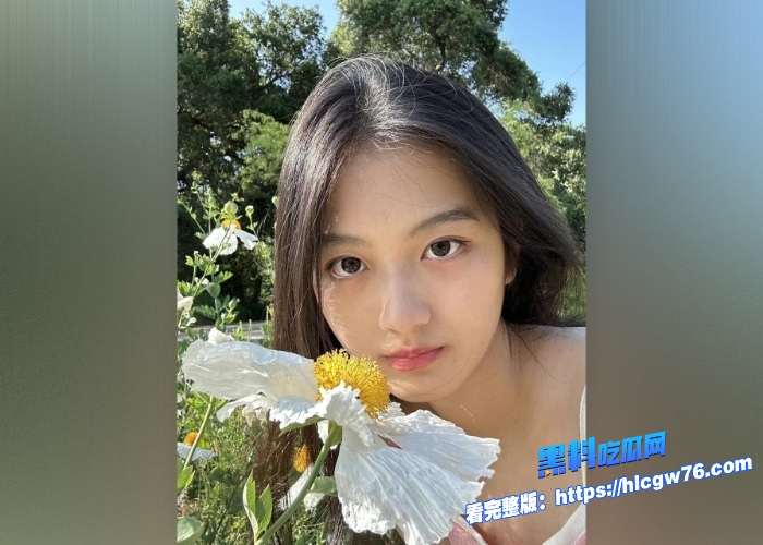 新加坡国立大学学霸刘冰高清怼脸性爱视频流出女上位疯狂榨精被男友狂扇奶子越扇越兴奋 图5