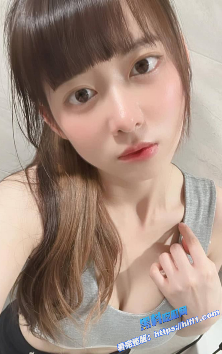 上海车模 abby 被土豪重金包养 为了伺候好干爹 蹲在镜子前为干爹口爆！2