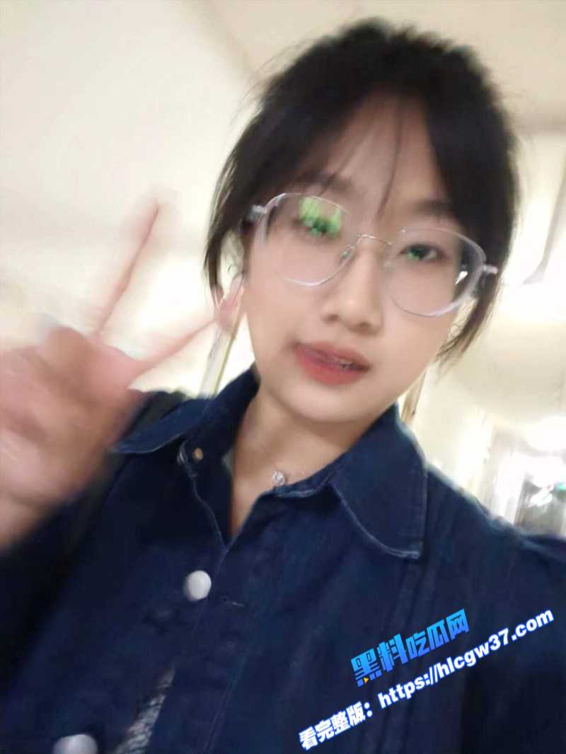 终于明白为什么都喜欢眼镜妹,刚认识那会真的单纯又羞涩像初恋一样 2 终于明白为什么都喜欢眼镜妹,刚认识那会真的单纯又羞涩像初恋一样 2
