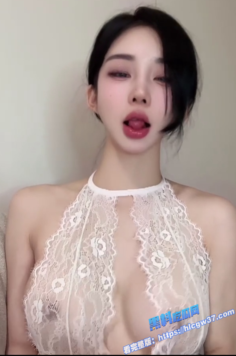 24推特高颜值大学生自拍自慰诱惑不雅视频流出 丰满巨乳漏出淫荡表情简直是反差婊 24推特高颜值大学生自拍自慰诱惑不雅视频流出 丰满巨乳漏出淫荡表情简直是反差婊