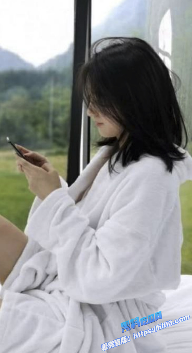 瓜友投稿 陕西西安女教师龚然与男友纯情做爱 网盘破解流出1