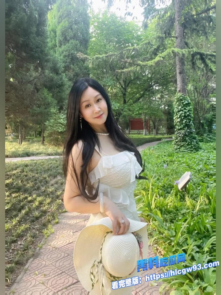 姐夫与小姨子乱伦气质美人小姨子来家中勾引姐夫1 姐夫与小姨子乱伦气质美人小姨子来家中勾引姐夫1
