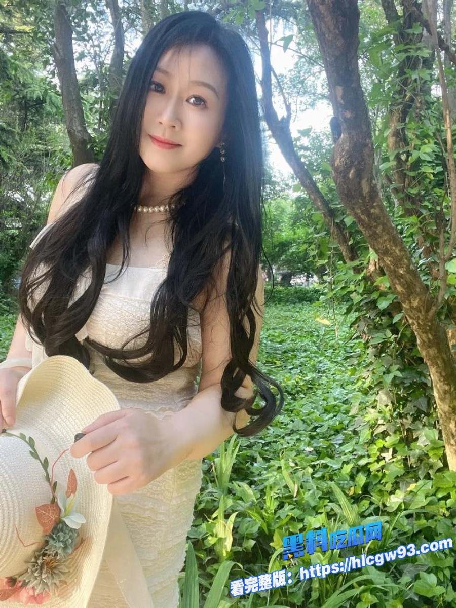 姐夫与小姨子乱伦气质美人小姨子来家中勾引姐夫3 姐夫与小姨子乱伦气质美人小姨子来家中勾引姐夫3