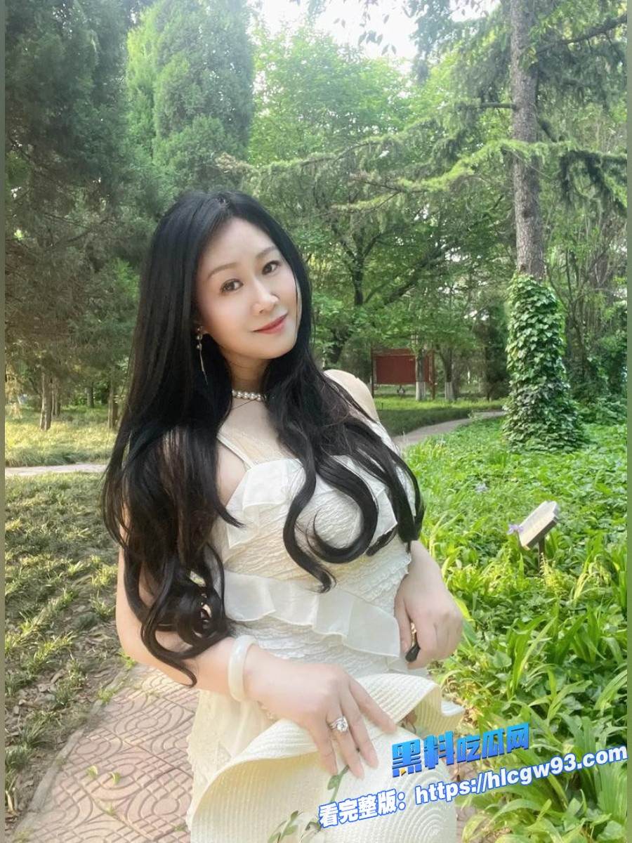 姐夫与小姨子乱伦气质美人小姨子来家中勾引姐夫5 姐夫与小姨子乱伦气质美人小姨子来家中勾引姐夫5