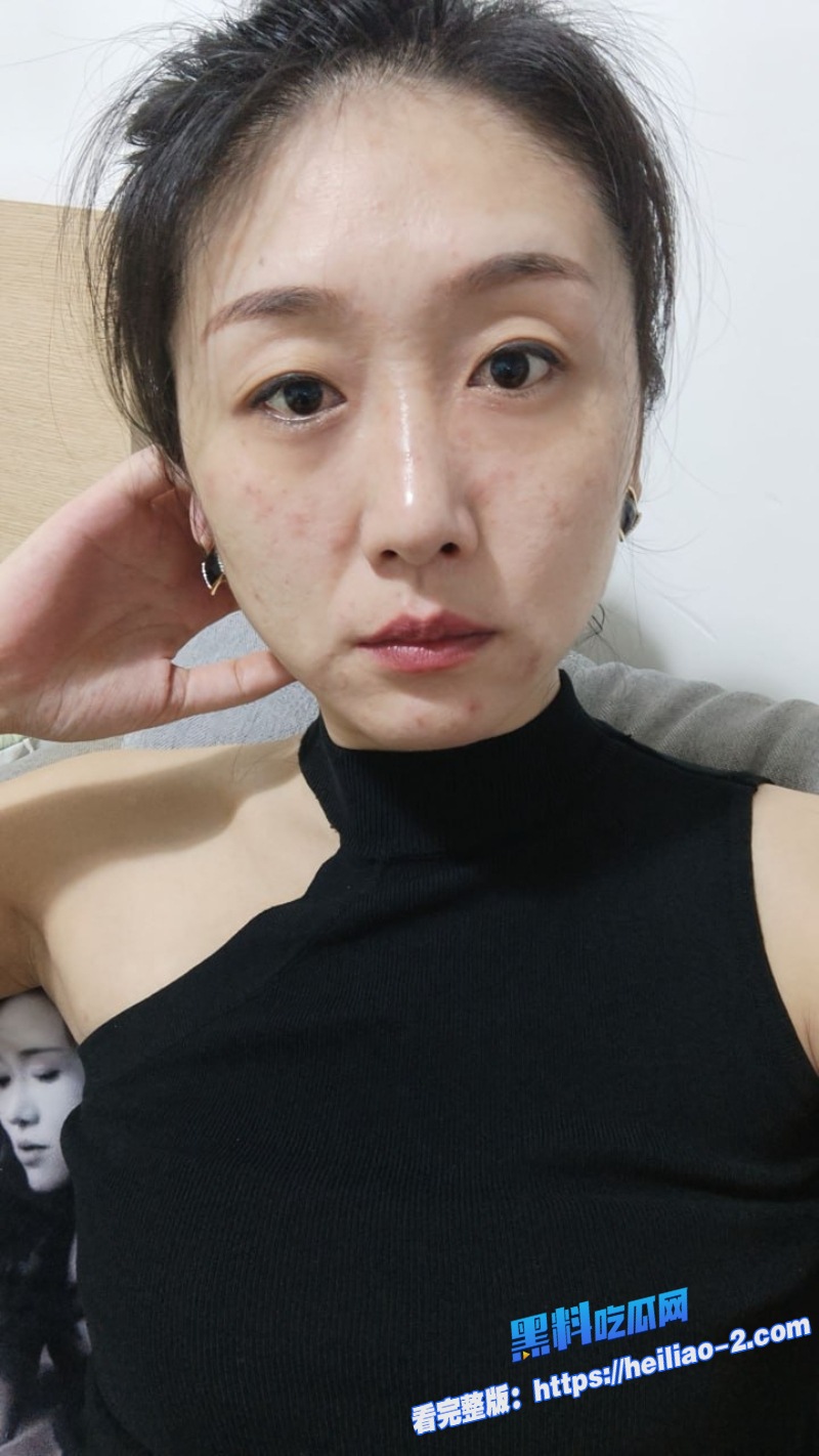 广东惠州极品反差婊少妇李春雨酒店跪舔深喉口交后被无套鸡巴多姿势狠狠抽插到子宫高潮颤抖5