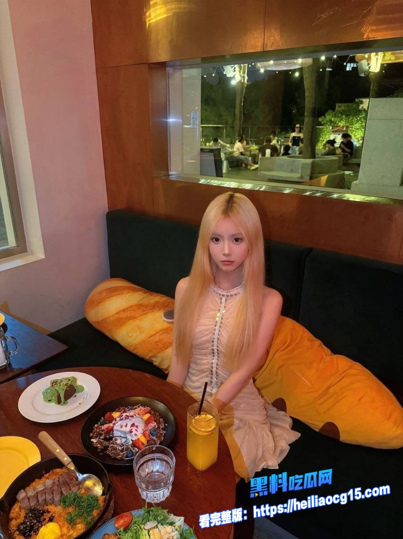 抖音网红成都朵朵1