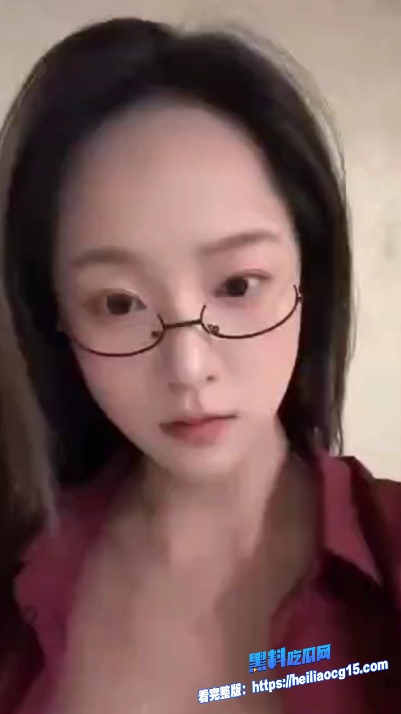 抖音网红成都朵朵4