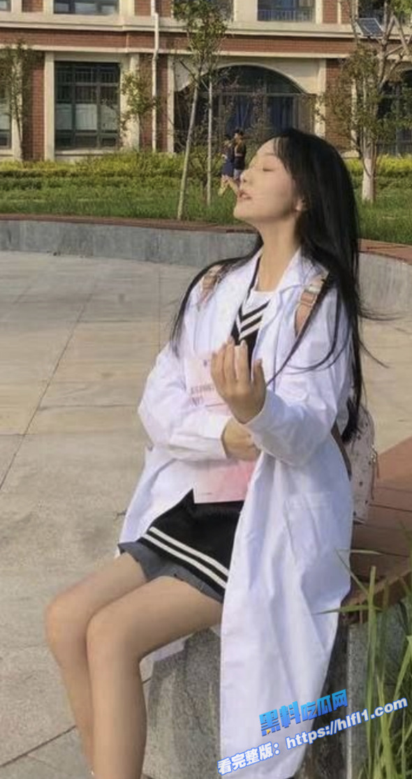 瓜友投稿 湖北襄阳的小骚货林娜交往两月就上床了 喜欢深深的插2