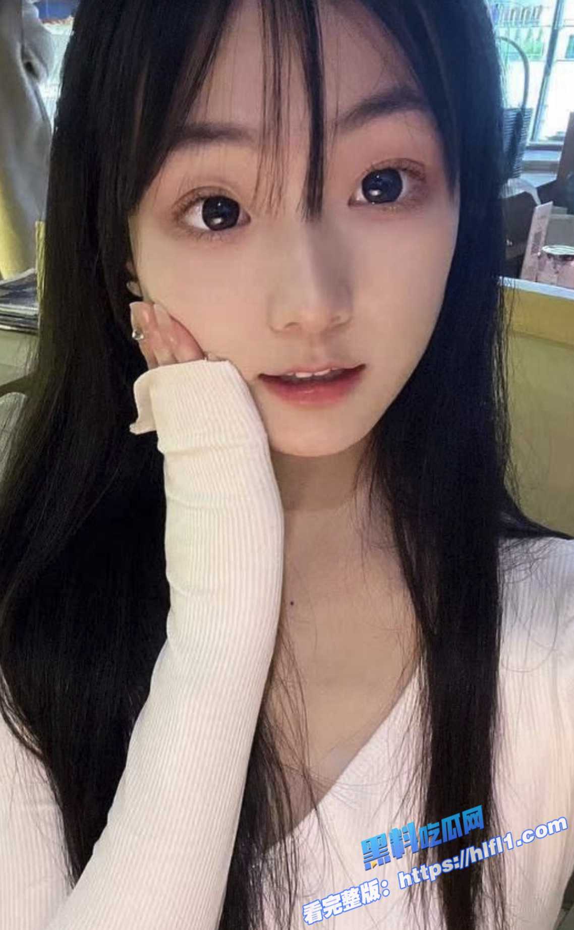 瓜友投稿 湖北襄阳的小骚货林娜交往两月就上床了 喜欢深深的插5