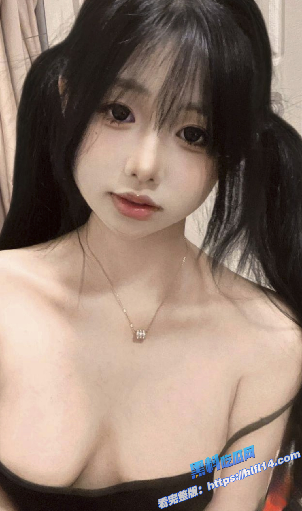 湖南常德反差美女 谢萧 双马尾少女惊爆私密视频 露脸撒尿大胆自摸 骚气十足！3