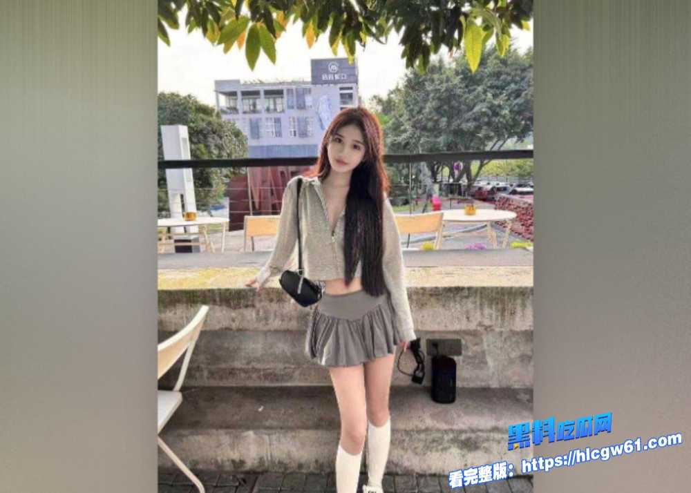 汕头大学约炮门事件黑丝高跟173蜂腰翘臀校花女神被体育生后入狂干男友舍不得操的大一学妹被人站起来各种姿势狂蹬 2 汕头大学约炮门事件黑丝高跟173蜂腰翘臀校花女神被体育生后入狂干男友舍不得操的大一学妹被人站起来各种姿势狂蹬 2