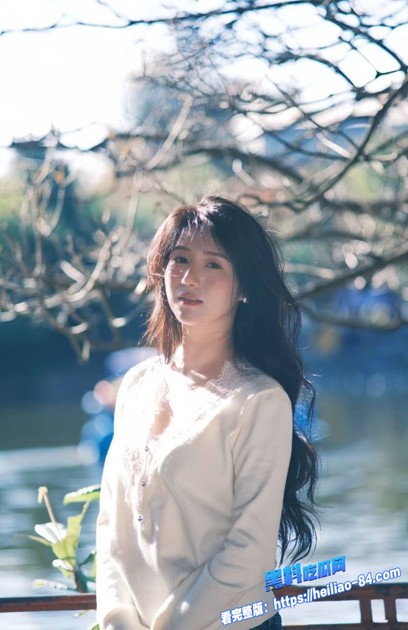 蜜桃臀车震1 蜜桃臀车震1