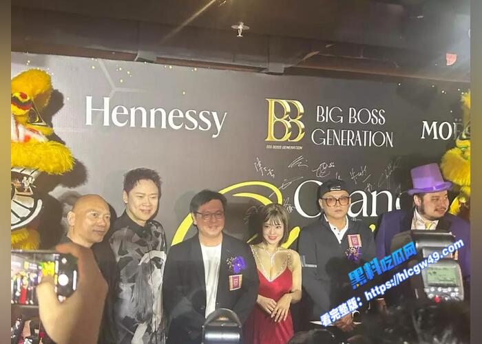 香港知名摸摸唱 大富豪夜总会 苍井空亲自带团队剪彩!内部淫乱视频曝光 更有苍老师绝版无码小穴视频5 香港知名摸摸唱 大富豪夜总会 苍井空亲自带团队剪彩!内部淫乱视频曝光 更有苍老师绝版无码小穴视频5