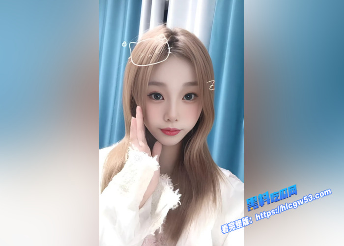 重庆反差美女 李启丹 与同居男友性爱视频泄密 对着镜子做爱自拍 黑丝美腿撅着屁股被后入 淫叫声非常之大1 重庆反差美女 李启丹 与同居男友性爱视频泄密 对着镜子做爱自拍 黑丝美腿撅着屁股被后入 淫叫声非常之大1