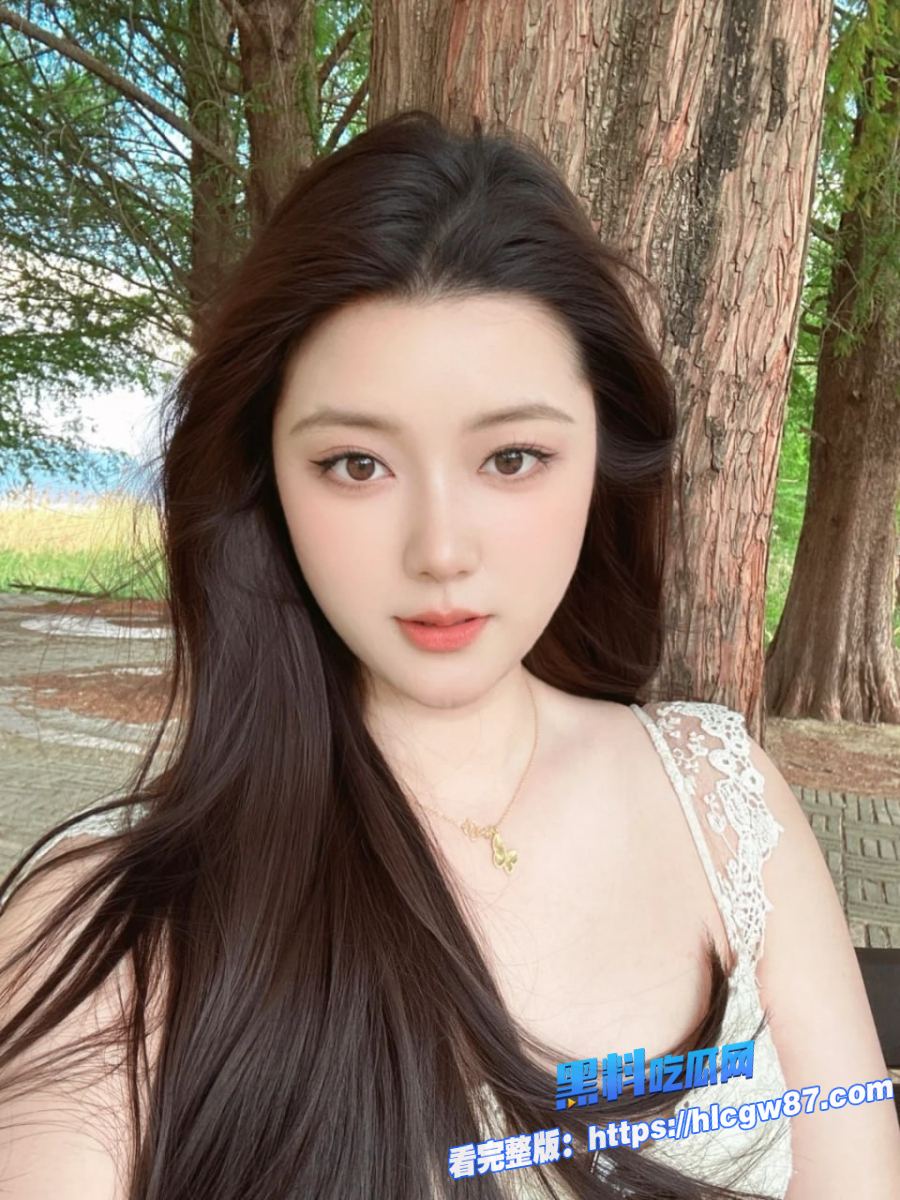 厦门高颜值人妻少妇赵茹艺 1 厦门高颜值人妻少妇赵茹艺 1