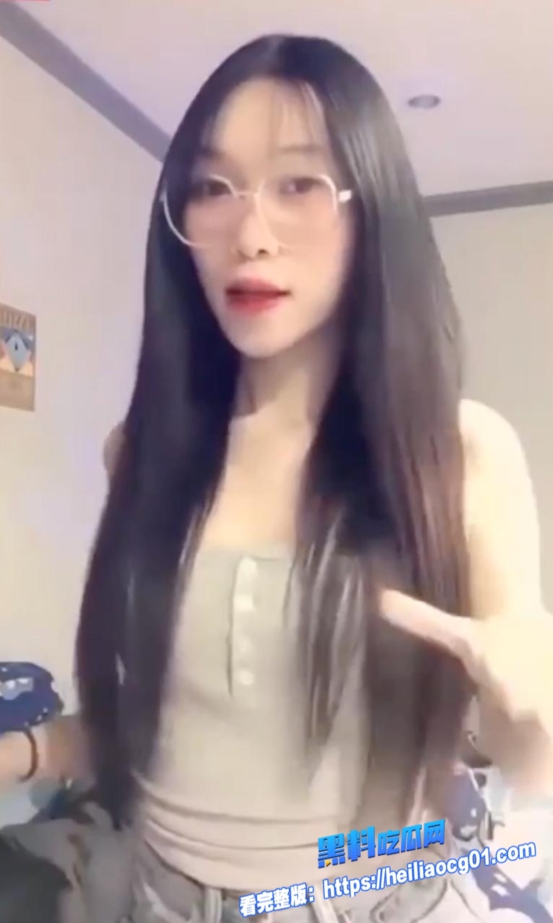 网美娜姆情侣大尺度私拍6 网美娜姆情侣大尺度私拍6