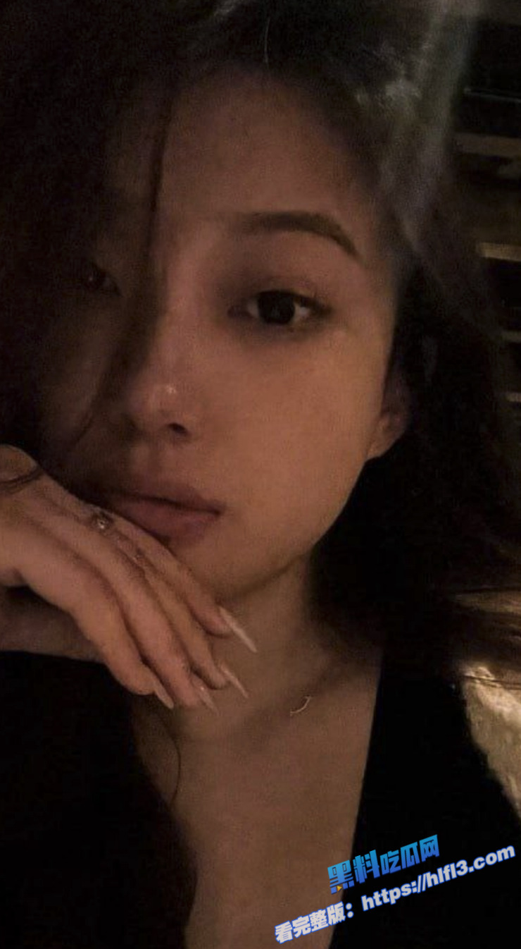 瓜友投稿 山东泰安的留学生刘晓晓回家偷情 和黑鬼玩3P淫乱3