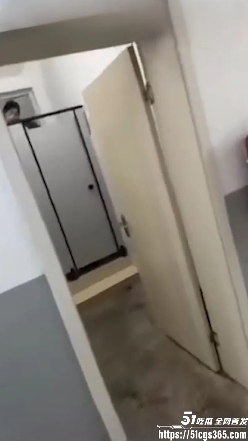 重庆人文科技学院 音乐女老师厕所上吊自杀 抑郁压力崩盘 血泪真相一览 现场录屏流出胆小慎入！