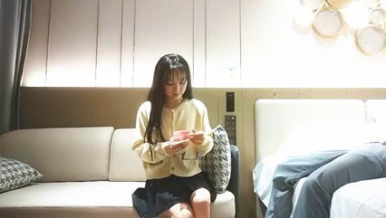 00后外围大圈美女，仙丹加持，灵魂肉体激情碰撞 封面