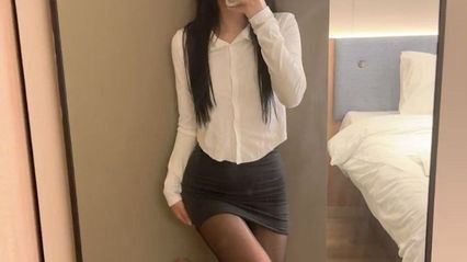 上海街舞老师 娜娜 被绿帽老公拱手送人 老婆被大鸡巴狠狠抽插骚逼狂操全过程私拍视频外流泄密 封面