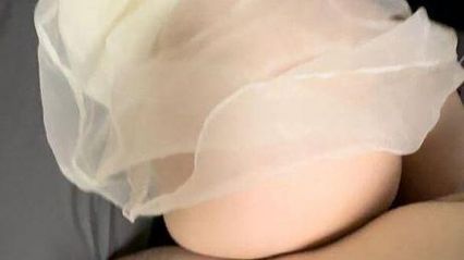 兄妹乱伦妹妹也来陪爸妈出游，终于趁没人时再一次操到了妹妹，自从上一次乱伦后憋了好久 封面
