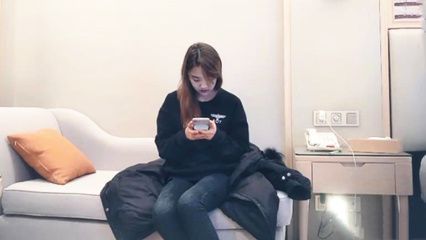 网约青春小萝莉，乖巧甜美惹人爱，沙发AV视角啪啪展示 封面