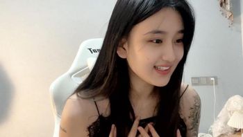 极品甜美主播爱你们哟 封面