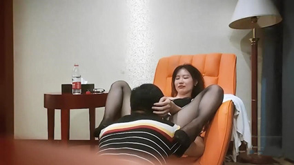 公司黑丝前台小少妇，酒店私会 封面