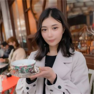 性欲在体内膨胀 职场女白领都无法安耐住寂寞 封面