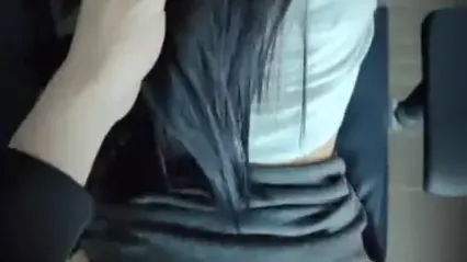 漂亮黑丝美女吃鸡啪啪 啊啊不要 爸爸爸爸 嘘小点声 不要叫 在办公室开车爸爸叫不停差点被发现 封面