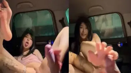 推特女神福利姬 pupu噗噗 宜家停车场车内争吵瞬间和好变车震现场 按压头深喉口交 裸足足交 大屌抽插猛干蜜穴高潮露出阿黑颜神情 封面