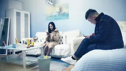 网约高端外围女神，清纯甜美温柔，抠穴啪啪花式玩弄 封面
