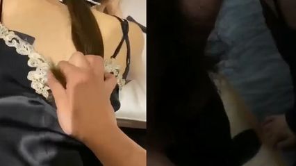 后入骚货母狗小护士 情趣装扮直接后入抽插 女上位骑乘淫荡姿态 口爆后吞精 封面