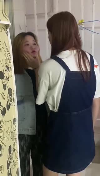 山东新闻：3个女孩+1个男孩都是畜生，打一个女孩 封面