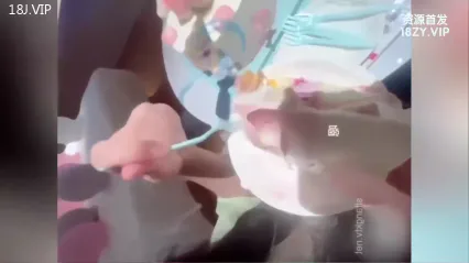 姐弟乱伦,我姐生日那天穿上婚纱吃了我全部精液,醉酒在婚房高潮喷水不断 封面