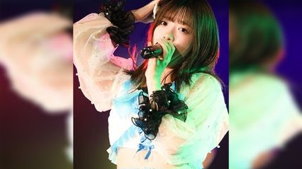 日本偶像线下私接爸爸活，口活技巧一级棒特爱舔棒，私密视频瀑光 封面