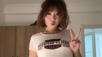 山东师大学生 徐璐 300块就卖自己骚逼 门口探头被大鸡巴后入狠狠抽插 被爆料在校内明码标价 封面